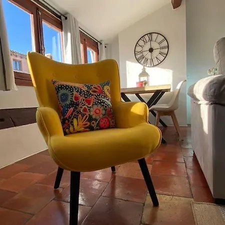 Apartment La Alcoba De La Catedral, 2-4 Pax 3º Piso *